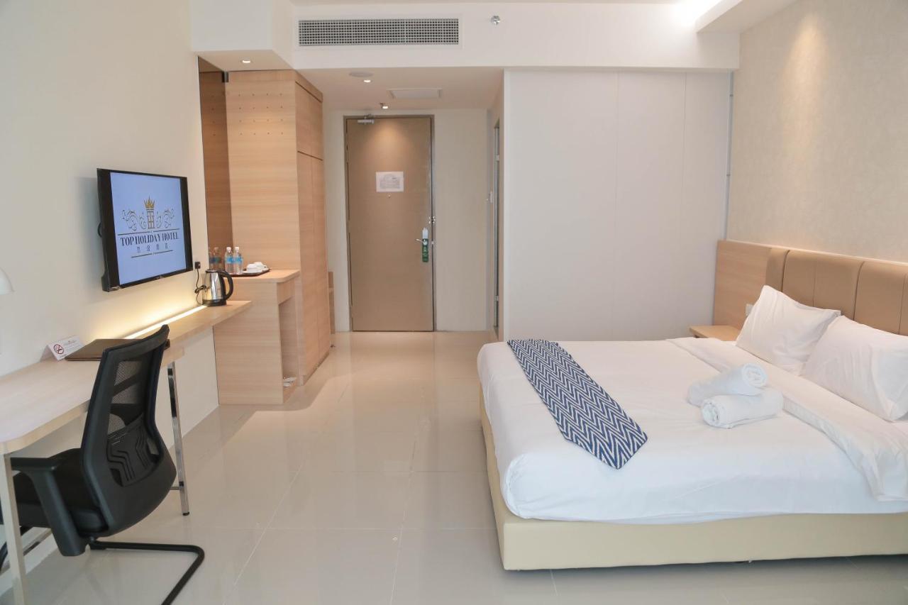 Top Holiday Hotel Сери-Кембанган Экстерьер фото