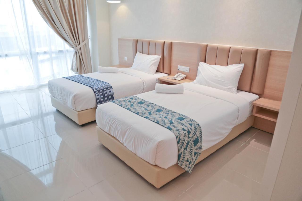 Top Holiday Hotel Сери-Кембанган Экстерьер фото